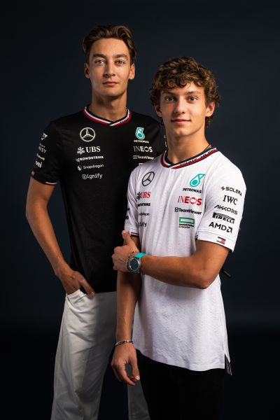 2025-mercedes-amg-petronas-f1-team-driver-line-george-russell-andrea-kimi-antonelli-1