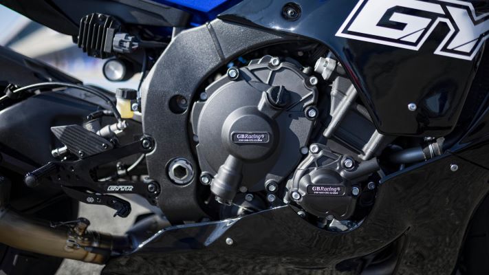 2025-Yamaha-YZF1000R1GYTR-EU-Detail-004-03