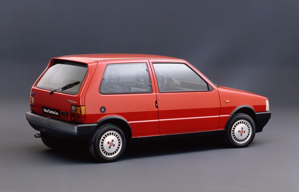 2_Fiat Uno Turbo (1°serie)