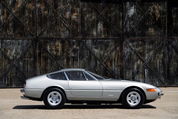 1973 Ferrari 365 GTB_4 Daytona