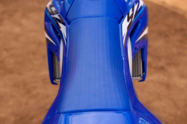 2026_YAM_YZ450F_EU_DPBSE_DET_009_03_preview_maxWidth_600_maxHeight_400_ppi_300_quality_100