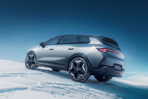 OpelGrandlandElectricAWD