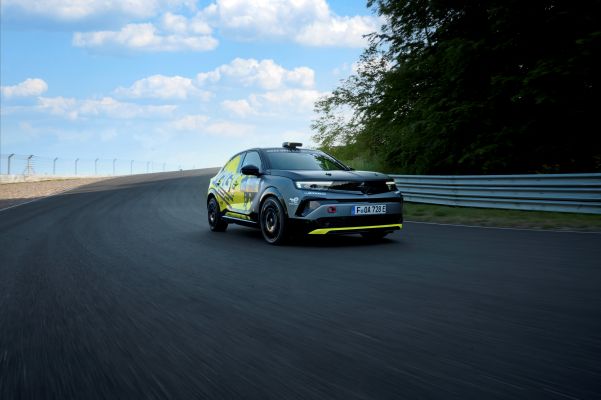 OpelMokkaGSERally (1)
