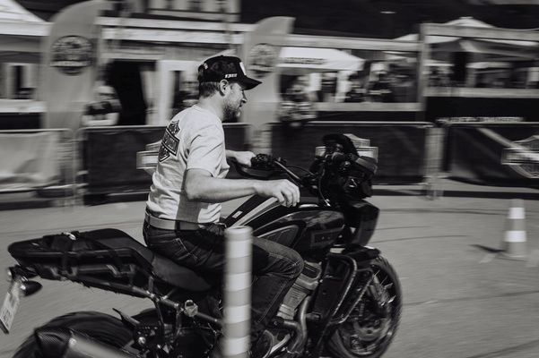 H-D ANDERMATT 21