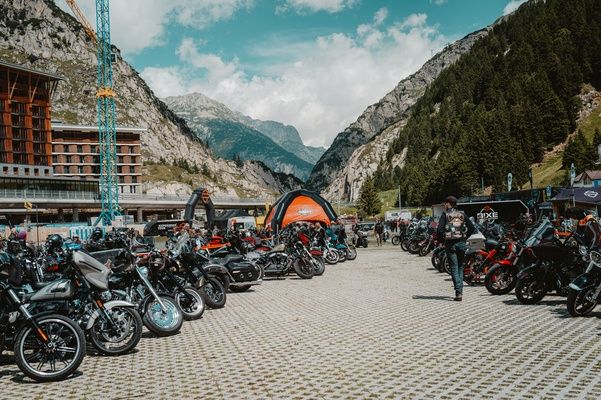 H-D ANDERMATT 7
