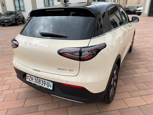 Geely E2.