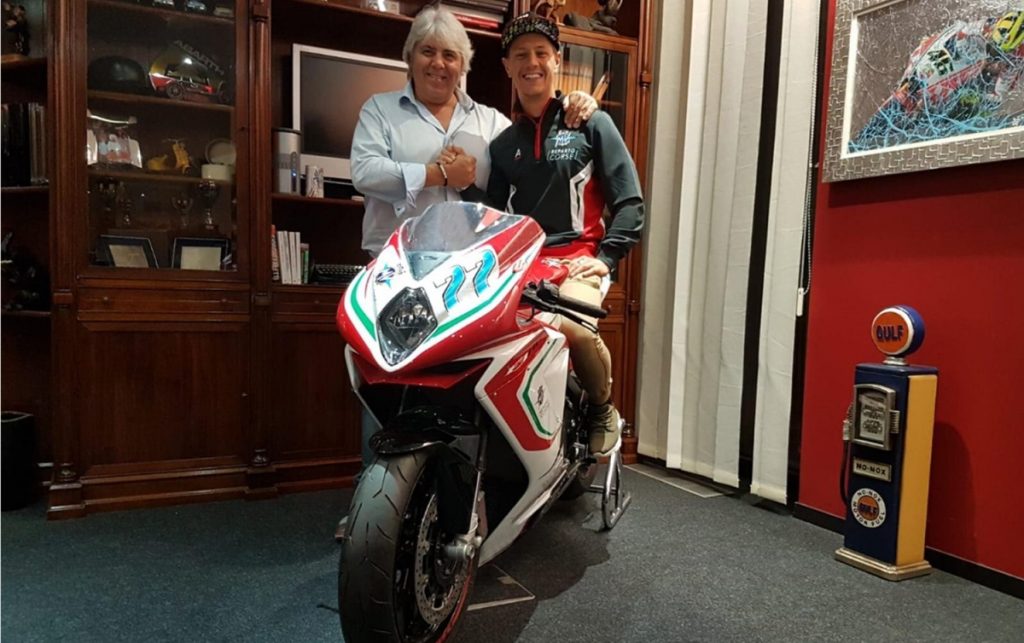 Dominique Aegerter unterschreibt bei MV Agusta Forward Racing für 2019