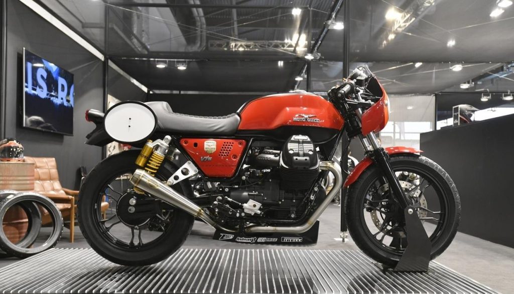 Il mito Moto Guzzi torna in pista