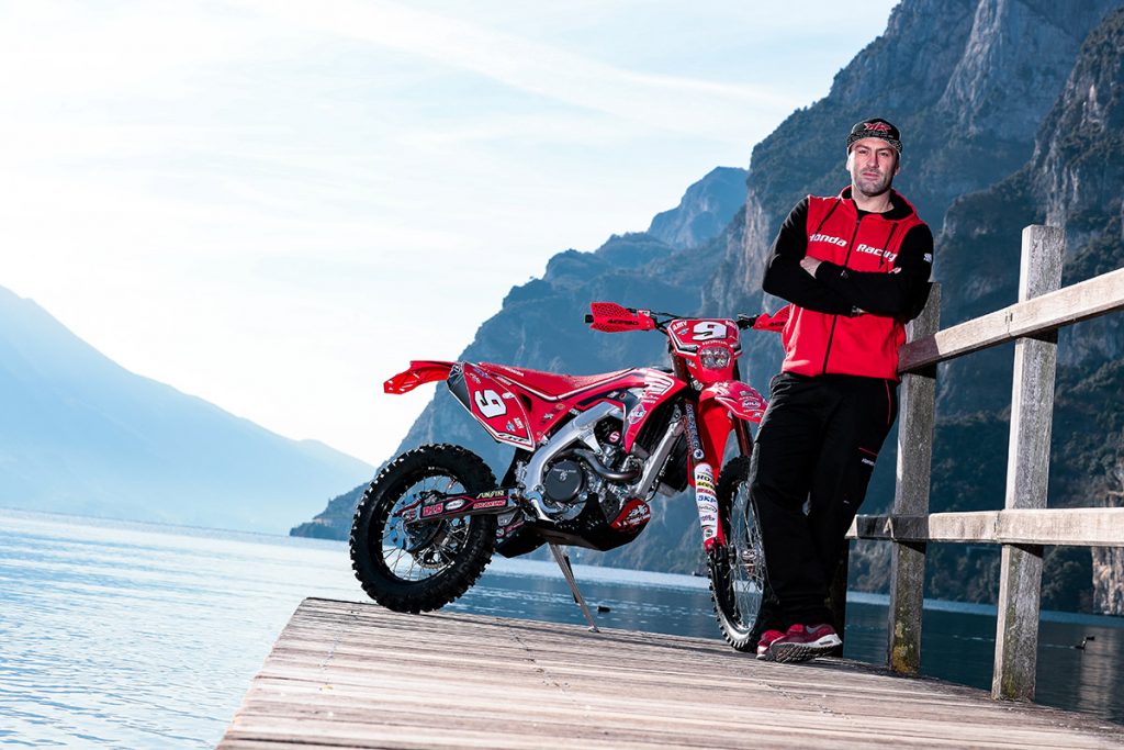 Salvini di nuovo su Honda con la nuova squadra S2 MS
