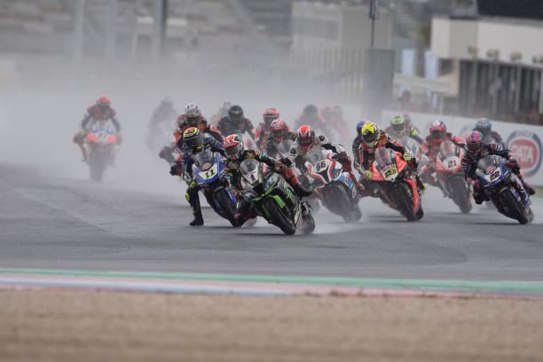 WorldSBK Misano Gara1 – Rea vince sul bagnato