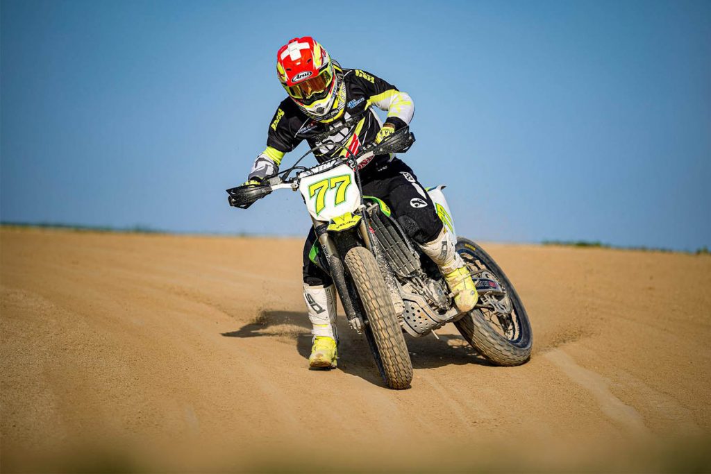 Dominique Aegerter beendet die Rennsaison mit Valentino Rossi