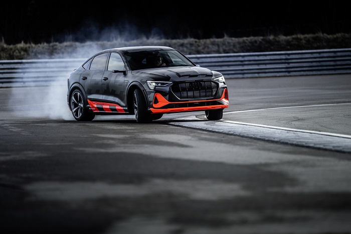 Audi quattro setzt Massstäbe im Zeitalter der Elektromobilität