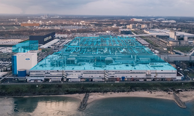 L’elettrificazione guida il futuro Ford in Europa