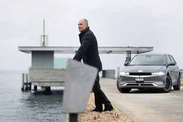 hyundai-extends-partnership-with-bertrand-piccard