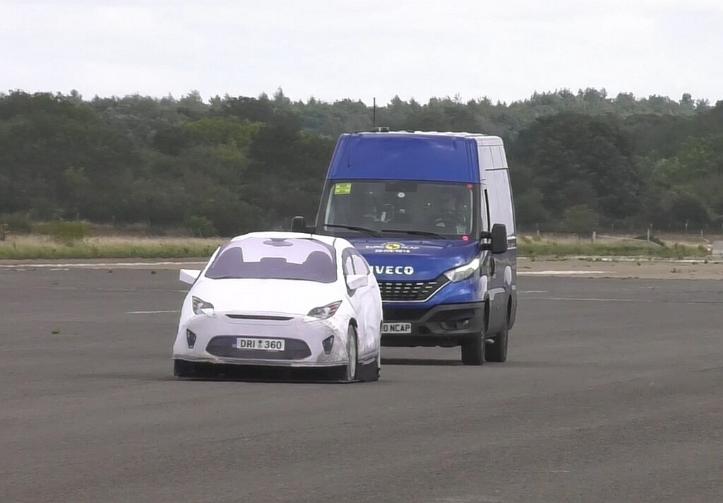 Iveco Daily im Euro-NCAP-Test. Foto_ampnet_EuroNCAP