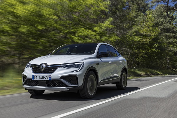 RENAULT ARKANA E-TECH