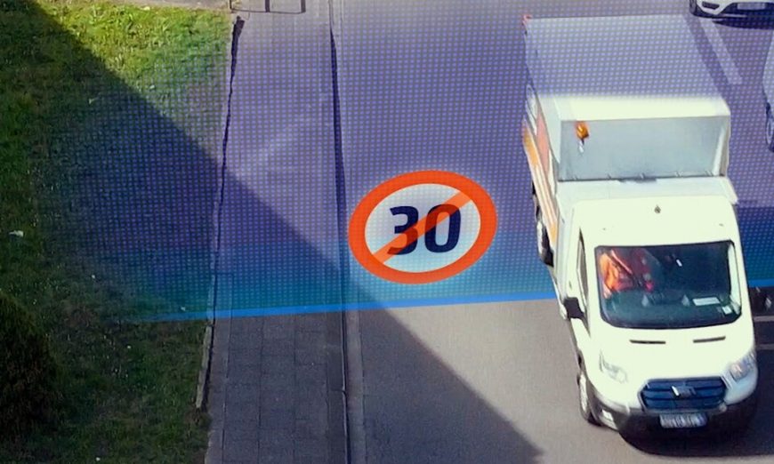 Ford erprobt mit zwei E-Transit den Einsatz von Geofencing für mehr Sicherheit im Straßenverkehr.