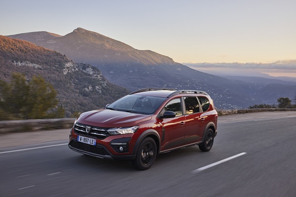 Dacia Jogger 2022_Extreme Brun Terracotta