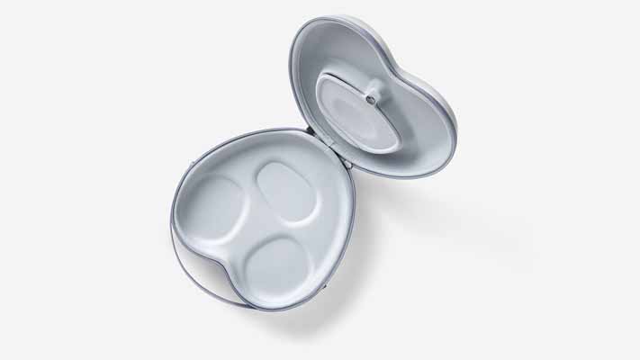 1_High_Resolution_PNG-Gem Collection Accessories Carrying Case Open