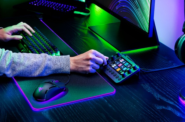 Razer Stream Controller