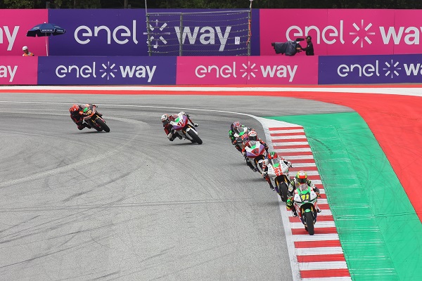 Pons è riuscito a conquistare il podio e a tornare in grande stile - Gara1 MotoE Grand Prix von Österreich 2022 motogp.com