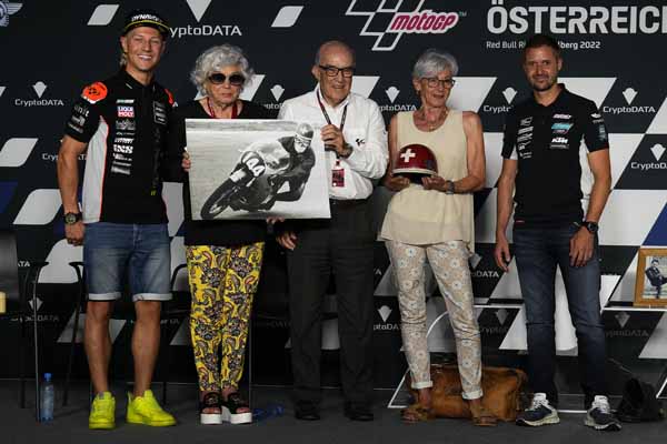 Fellow Swiss motorcyclists Dominique Aegerter L and Tom Lüthi R attended and joined a photo oportunity to pay tribute to their compatriot__motogp.com