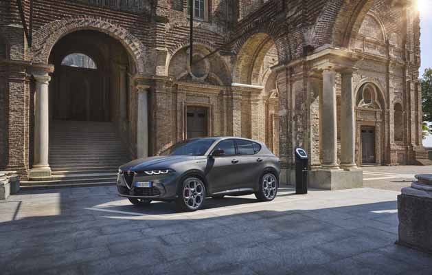 01_alfaromeotonalepluginhybridq4staticlaunchimages20-6373b7fc0c61e_637611bf9b476