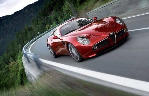 alfaromeobackstage1-63c1975a31ad8_63cab0a2eaf38