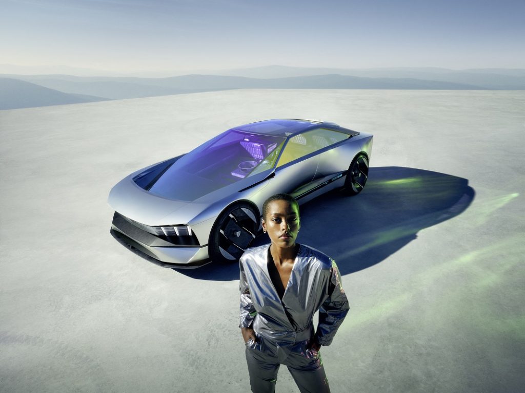 peugeot_inception_concept_01-63b7e2c3756b9