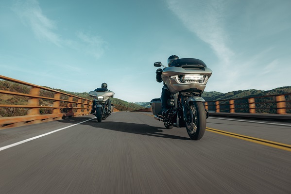2023HD14_CVO Street_~_CVO_Road_Glide