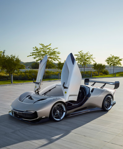 Ferrari_KC23_Dynamic_04_