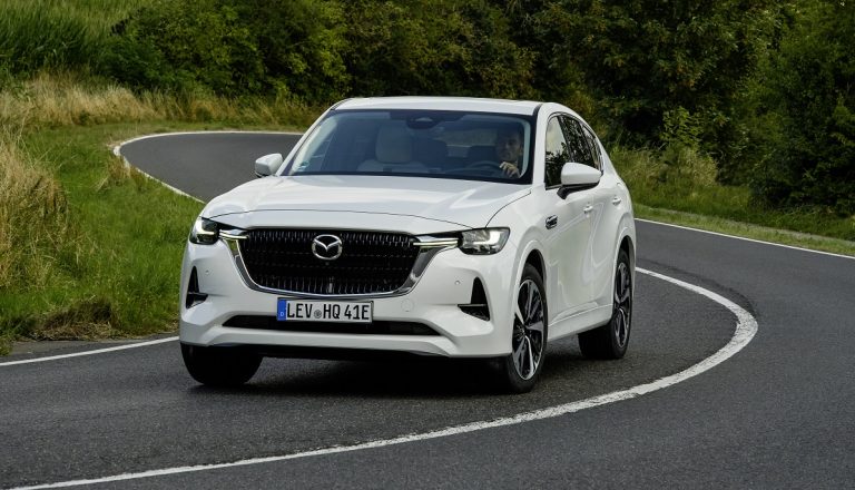 2022_mazda_cx-60_germany_rw_act_031