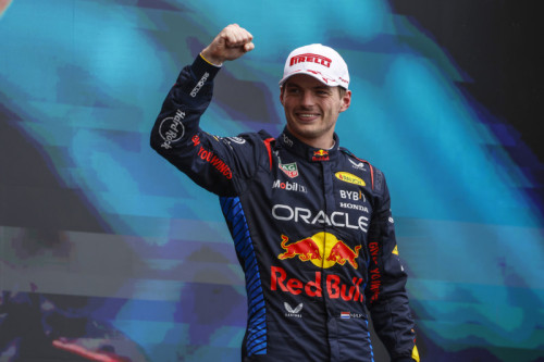 500_maxverstappenredbullracing1stpositioncelebratesonthepodium