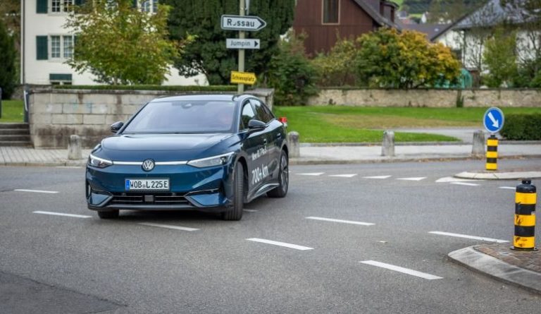 VW_700+_2_media_low