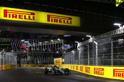500_sirlewishamiltonmercedesf1w15 (2)
