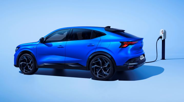 Renault Rafale E-Tech plug-in hybrid 4x4 300 PS Atelier Alpine_2024 (1)