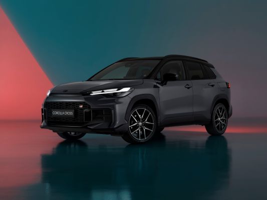 2025_Corolla_Cross_GR_Sport_001