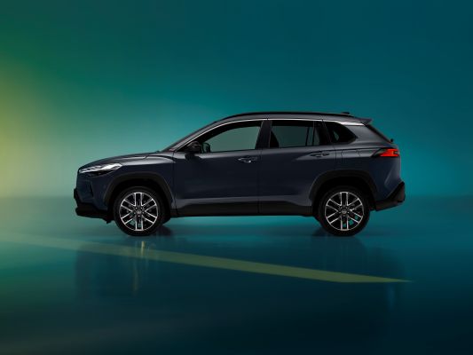 2025_Corolla_Cross_High_Grade_high_001