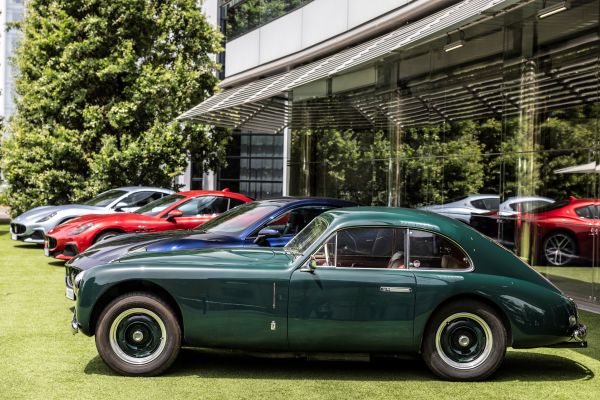 Original-26228-05-maserati-granturismo-maserati-a61500-modena