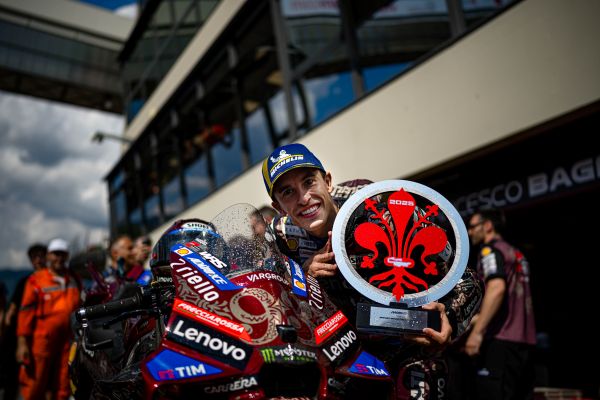 _173163816_A1X8848_UC816269_High