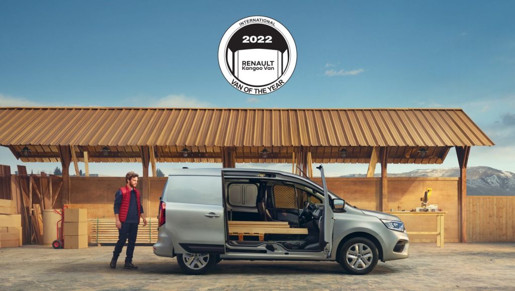 RENAULT KANGOO VAN OF THE YEAR_Key visual PR 17-11 (002)