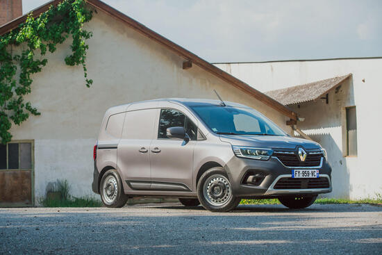 RENAULT KANGOO – IL FURGONCINO CHE PROMUOVE LA PROFESSIONALITÀ