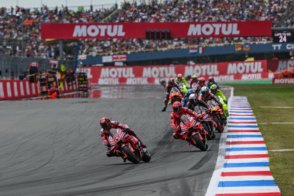 e31b3641-e7ae-5c6e-4498-d747d950ab27