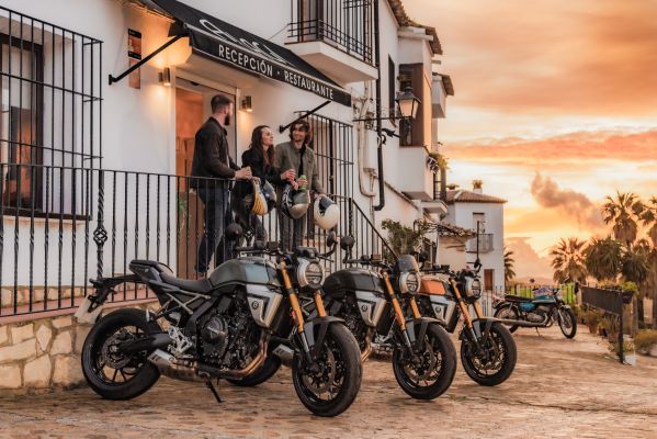 02_-_SUZUKI_T_und_TT