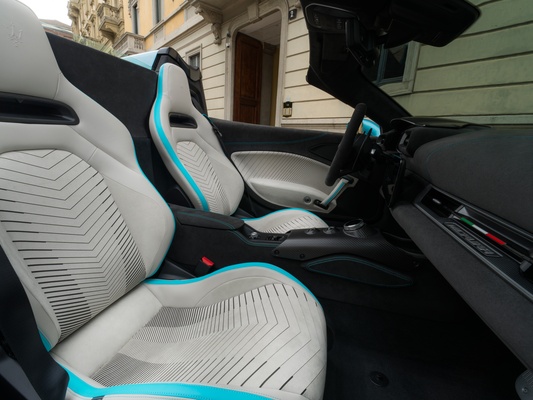 05_Maserati MCPURA CIELO