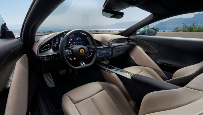 20250506_FERRARI0010_V4_f6c82442-d373-4c8b-8db4-bd9607f2fbcd