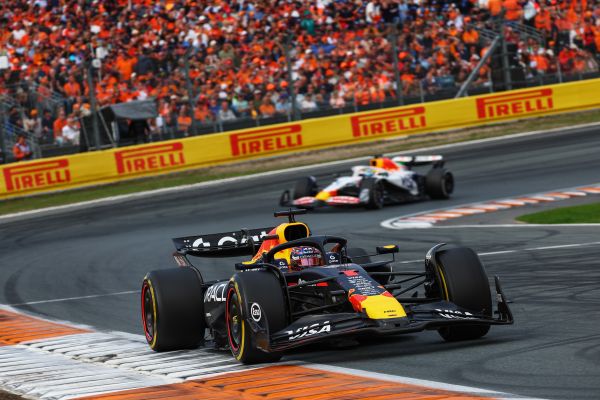 1920_maxverstappen-oracleredbullracingrb21