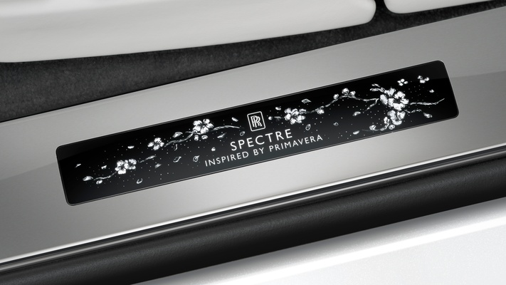 3. Spectre Inspired by Primavera - illuminated treadplates