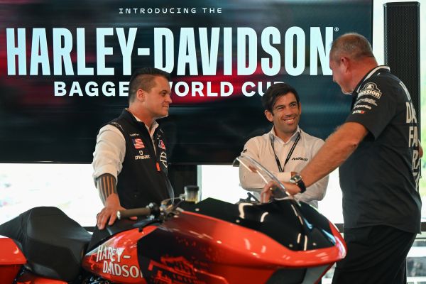 PRESENTATA LA COPPA DEL MONDO H-D BAGGER