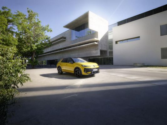 VW_T-Roc_1_media_low
